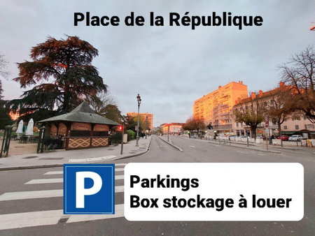 places de parkings / boxes