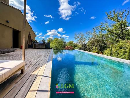 villa avec piscine 230m2 vue panoramique à vendre aux angles