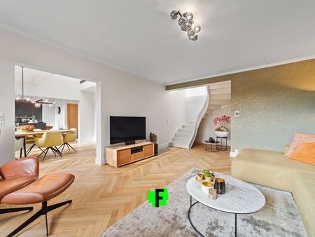 appartement à louer à sint-pieters € 1.900 (konrq) - immo francois - brugge | zimmo