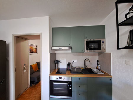 location appartement 1 pièces 23m2 saint-mandrier-sur-mer (83430) - 550 € - surface privée