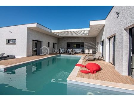 vente villa 6 pièces 205 m²