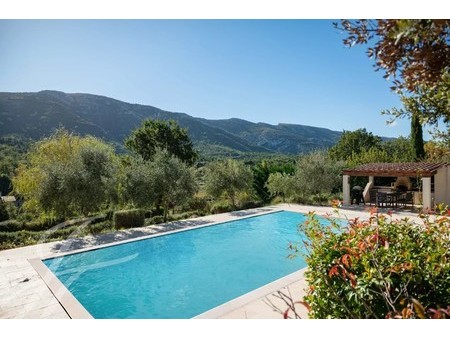 villa provençale à vauvenargues avec piscine et vue imprenable sur la sainte victoire votr
