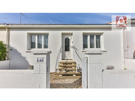 vente maison à saint-gilles-croix-de-vie centre ville (85800) : à vendre / 105m² saint-gil
