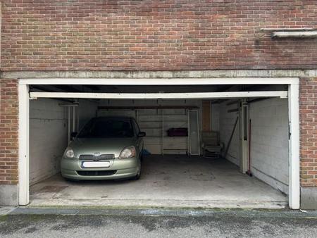 garage box pour 2 voitures