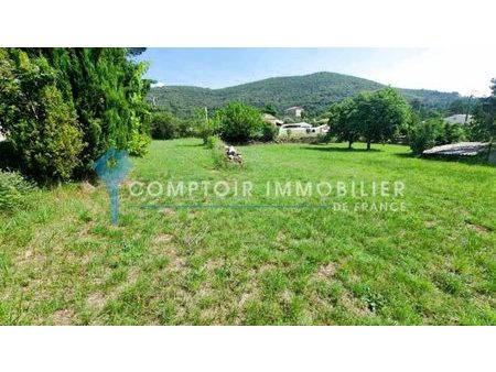 vente terrain 1366 m²