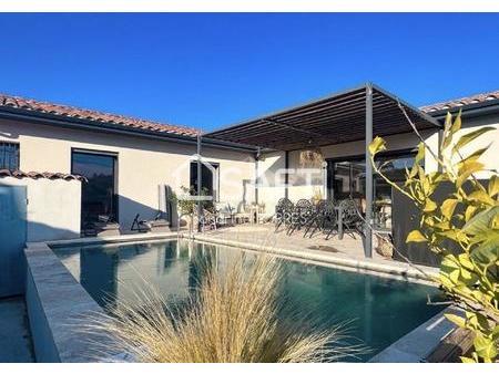 aubignan villa de160 m² avec piscine  garage  terrain de 480 m²