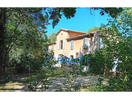 vente maison 8 pièces 203 m² aix-en-provence (13090)