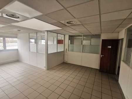 location de bureau de 253 m² à fontenay-sous-bois - 94120