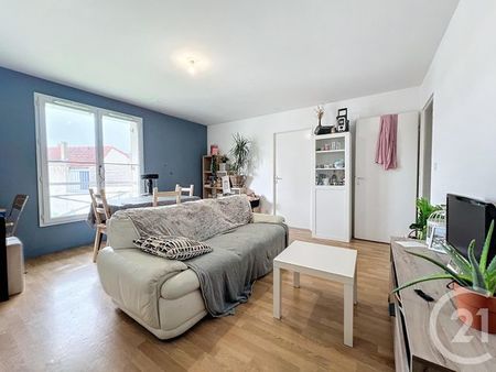 appartement t3 à vendre - 3 pièces - 56 11 m2 - le petit quevilly - 76 - haute-normandie