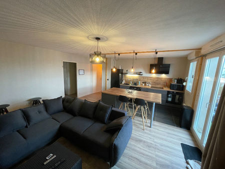 carcassonne proche conseil général - type 3 meublé - 60m² sh-avec balcon et parking