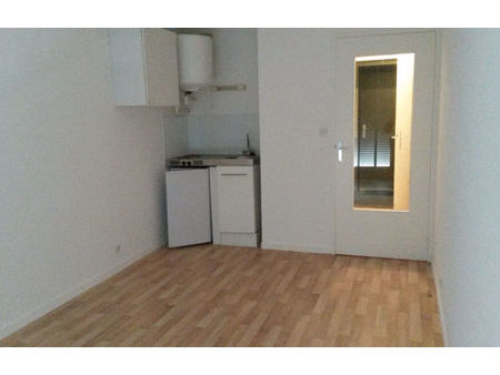 location appartement 1 pièce 18 m² nantes (44000)