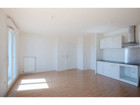 vente appartement 2 pièces 49 m² cergy (95000)