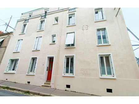 location appartement 1 pièce 32 m² nantes (44000)