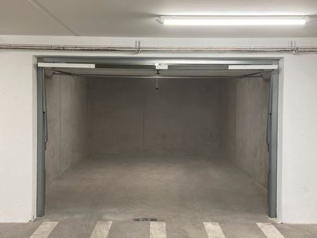 garage 25 m2 ( camera / électricité)