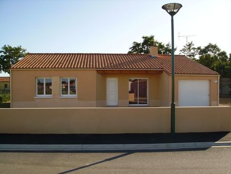 maison t4 à louer à montaigu-vendée 85600