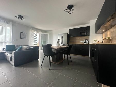 appartement voreppe 82.65 m² t-4 à vendre  335 000 €