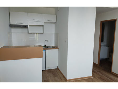 location appartement 1 pièce 26 m² carcassonne (11000)