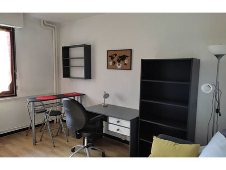 location appartement 2 pièces 27 m² reims (51100)