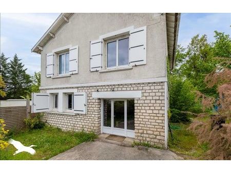 vente maison 8 pièces 136 m² angoulême (16000)