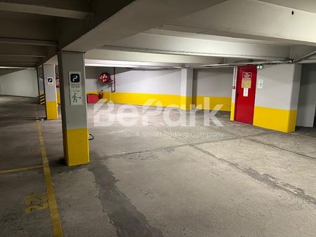 location parking 12 m²