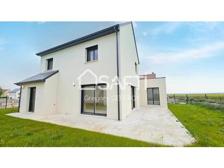 vente maison à castine-en-plaine (14540) : à vendre / 130m² castine-en-plaine