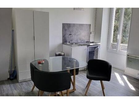 location appartement 2 pièces 26 m² saint-martin-d'hères (38400)