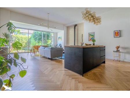 vente maison 5 pièces 145 m² bordeaux (33800)
