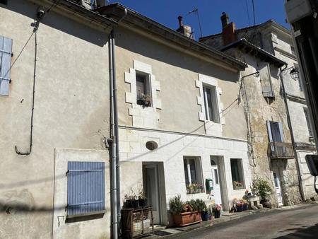 maison de bourg rénovée avec charme et caractère