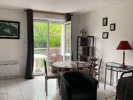 appartement meublé dans résidence au calme