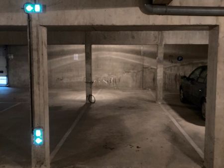 place de parking sécurisée