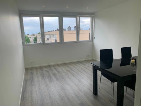 location appartement  55.29 m² t-3 à l'haÿ-les-roses  1 200 €