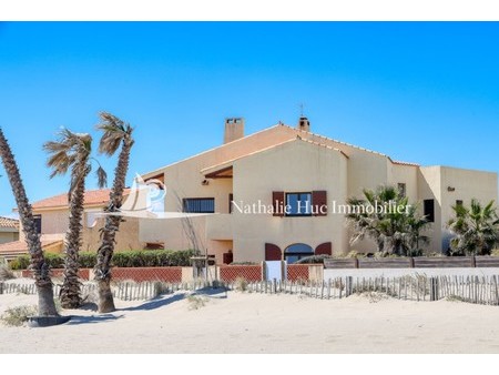 st cyprien plage 66750 rare a la vente  maison cossue en première ligne sur la plage. bell