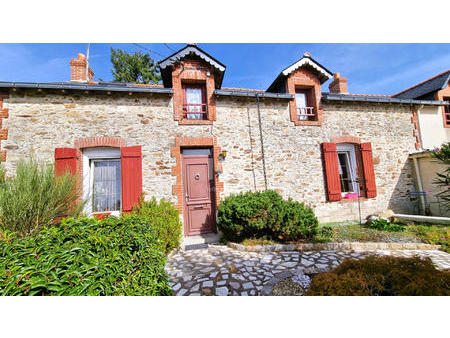 vente maison à saint-étienne-de-montluc (44360) : à vendre / 147m² saint-étienne-de-montlu