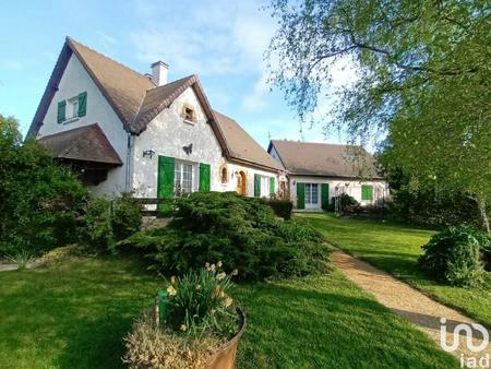 vente maison à neuville-sur-sarthe (72190) : à vendre / 230m² neuville-sur-sarthe
