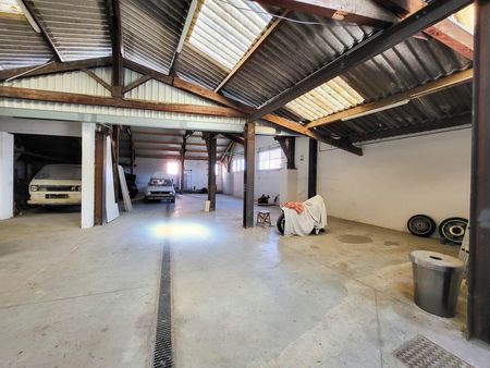 garage 374 m² ollioules