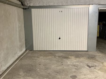 garage/box fermé 13m²
