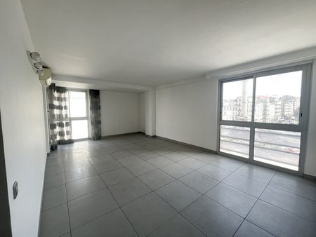appartement 4 pièces 117 m²