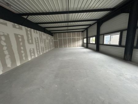 bureaux 150 m²