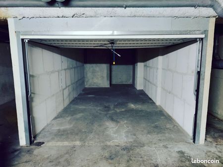 4 garages box métro bobigny pablo picasso idéal investisseur rentabilité 10 5%