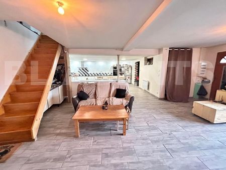 immeuble 362 m² villeneuve la lionne