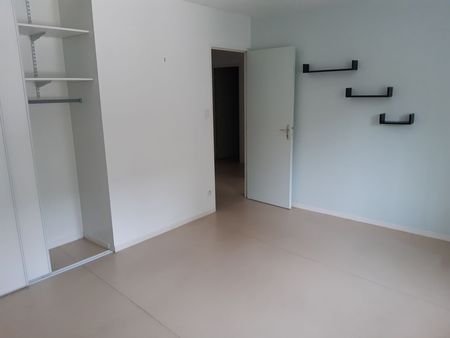 appartement de 100m2 à louer sur raucourt et flaba