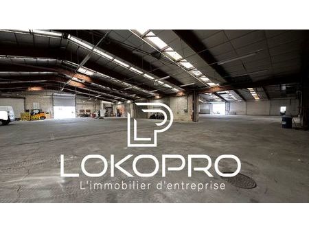 local 1000 m² cholet