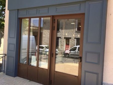 local commercial narbonne 46 m2