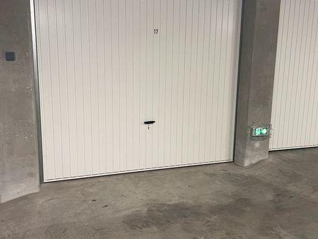 garage sécurisé dans immeuble neuf