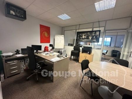 bureaux 66 m² beauvais