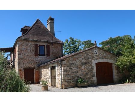 charmante maison ancienne en pierre avec garage en pierre attenant  belle terrasse avec pe