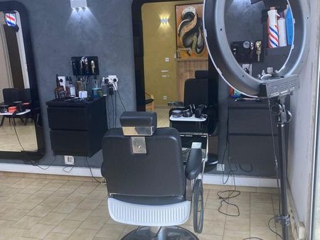 salon de coiffure barber shop à vendre