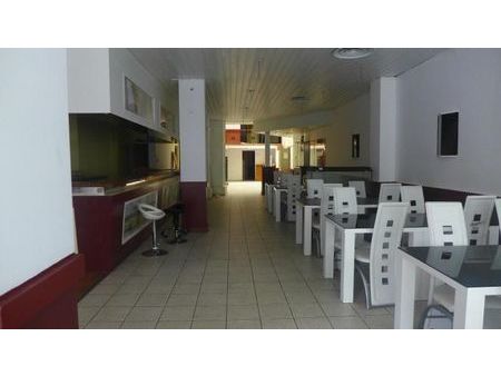 local restaurant 300 m²