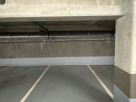 place de parking souterrain dans résidence sécurisée de 2022