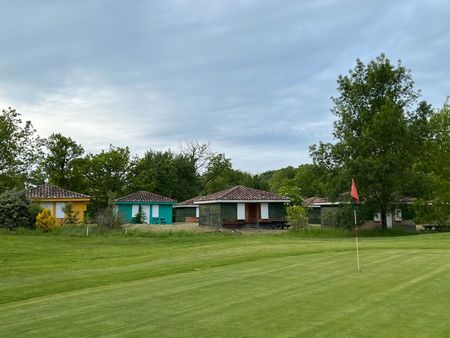 terrain constructible en bordure de golf